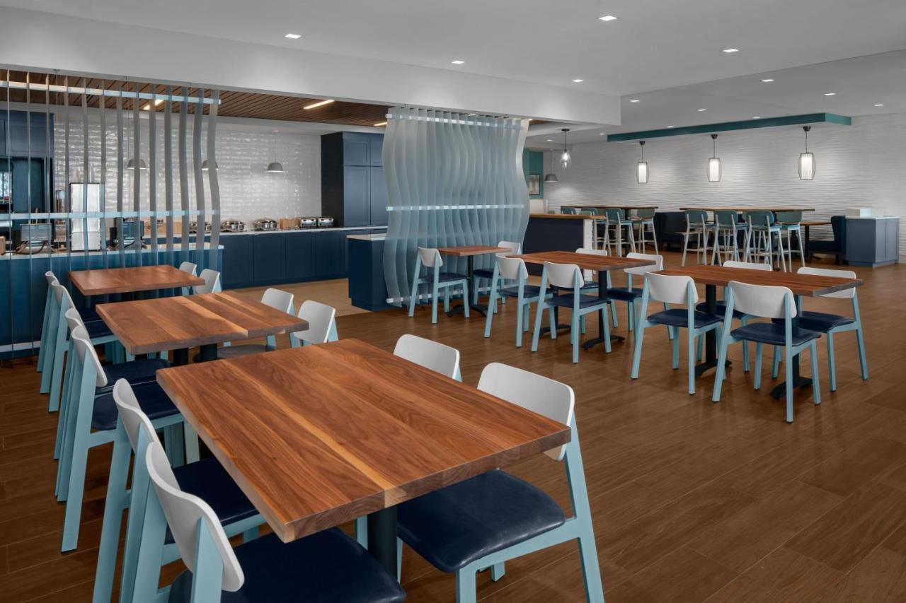 Springhill Suites By Marriott Myrtle Beach Oceanfront מראה חיצוני תמונה